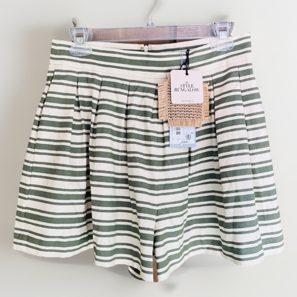 Antonio Melani The Style Bungalow South Ocean High Waist Pleated Striped Shorts - Picture 1 of 16